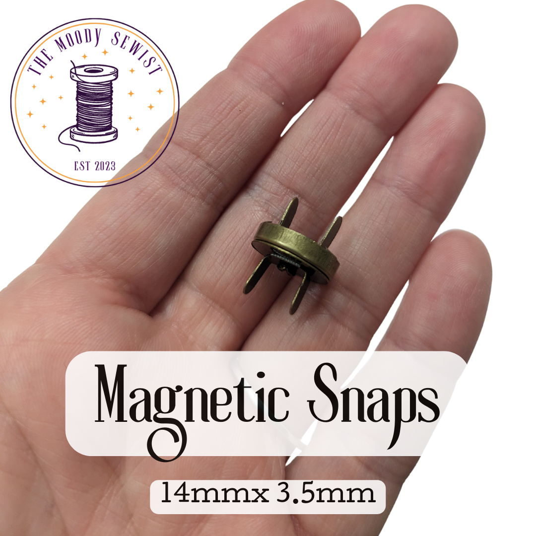Magnetic Snap Set of 4