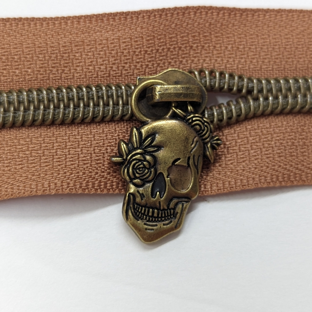 Dead Inside #5 Zipper Pulls