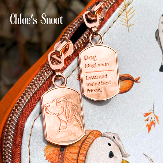Chloe's Snoot #5 Zipper Pulls